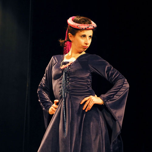 Image pièce de théatre Le dernier jour du roi Othon troupe Expression Arts 2019 07