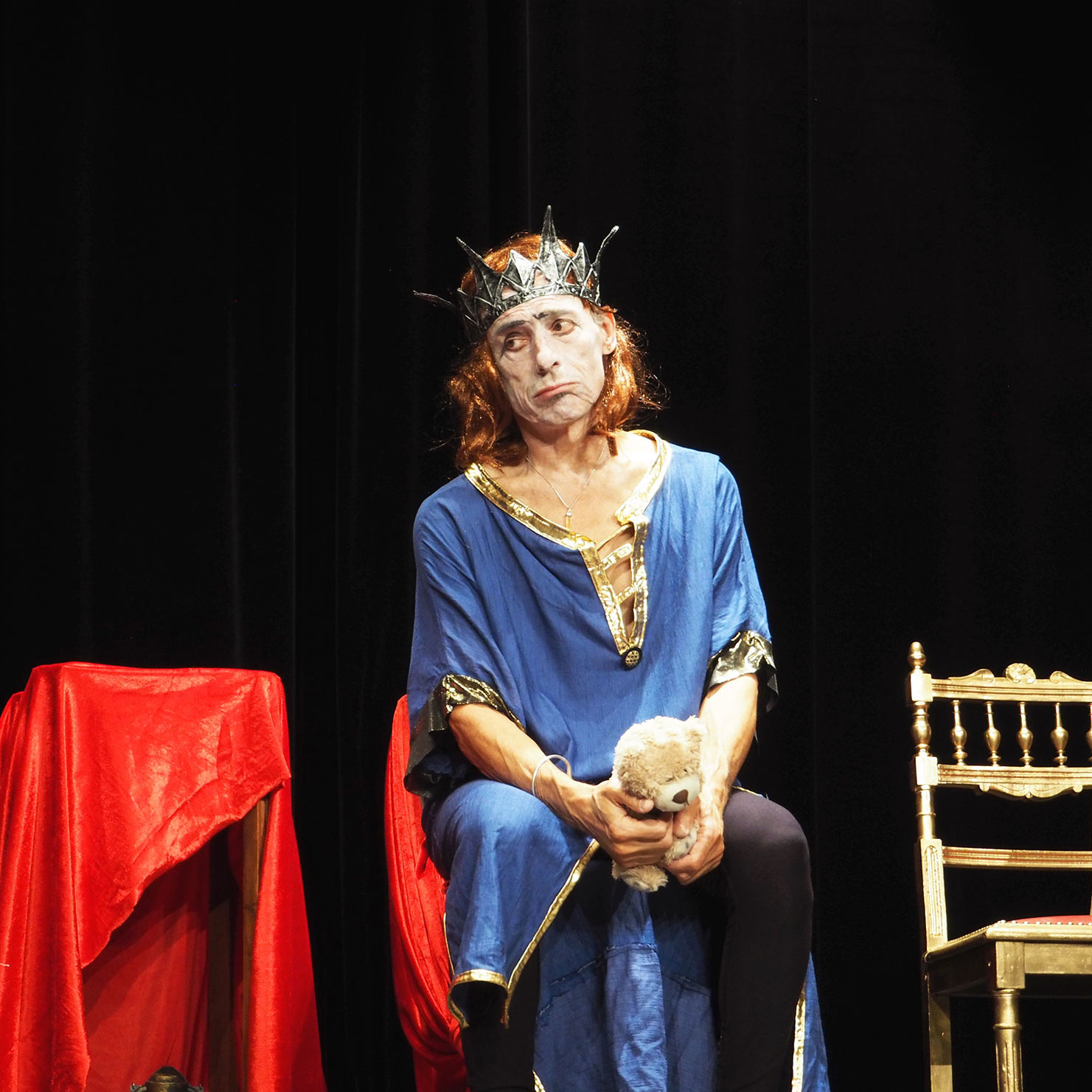 Image pièce de théatre Le dernier jour du roi Othon troupe Expression Arts 2019 03