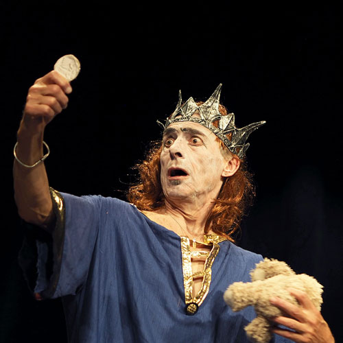Image pièce de théatre Le dernier jour du roi Othon troupe Expression Arts 2019 19