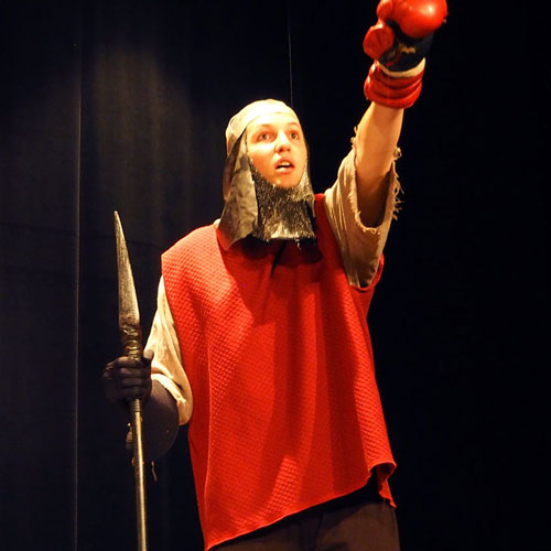 Image pièce de théatre Le dernier jour du roi Othon troupe Expression Arts 2019 05